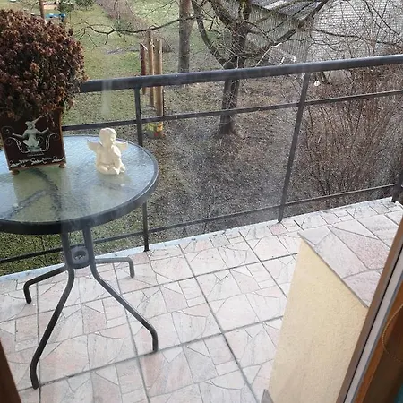 R-a Apartamenti * ريغا